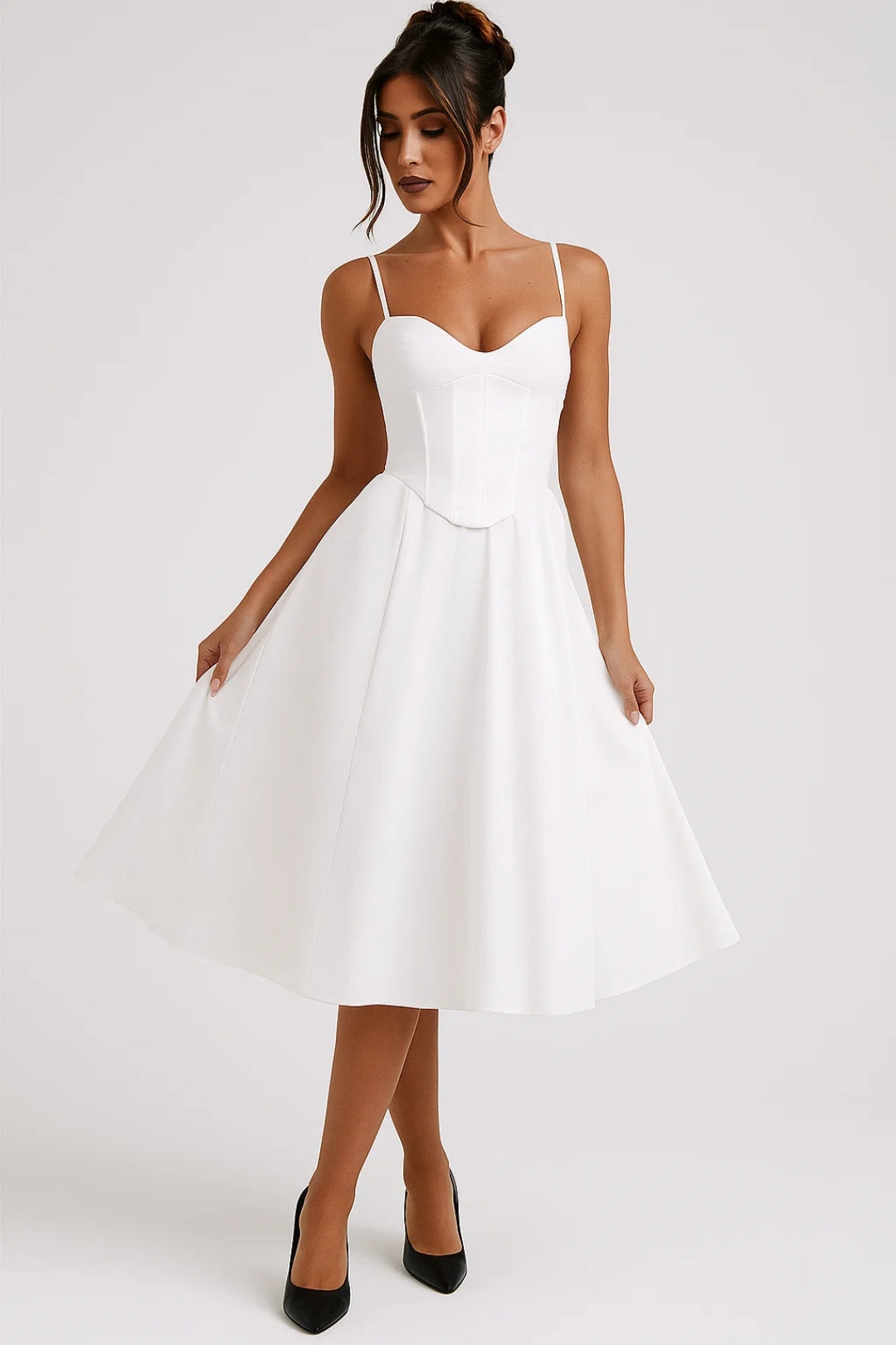 Corsetstijl Jurk met Spaghettibandjes | Figuuraccentuerende Top | Zwierige Midi Rok