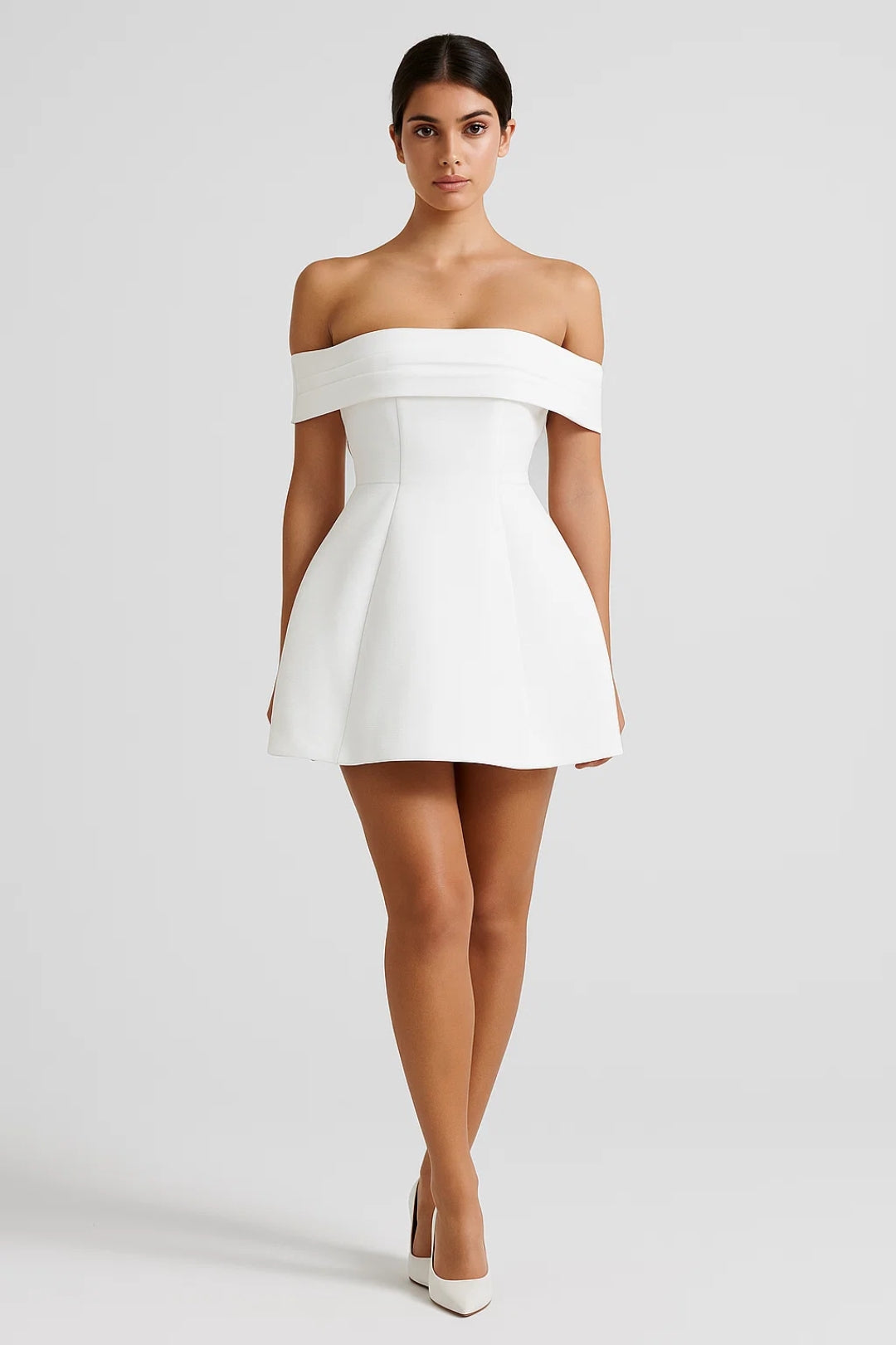 Feestjurk | Off-Shoulder Mini met Strikdetail | Elegant en Speels
