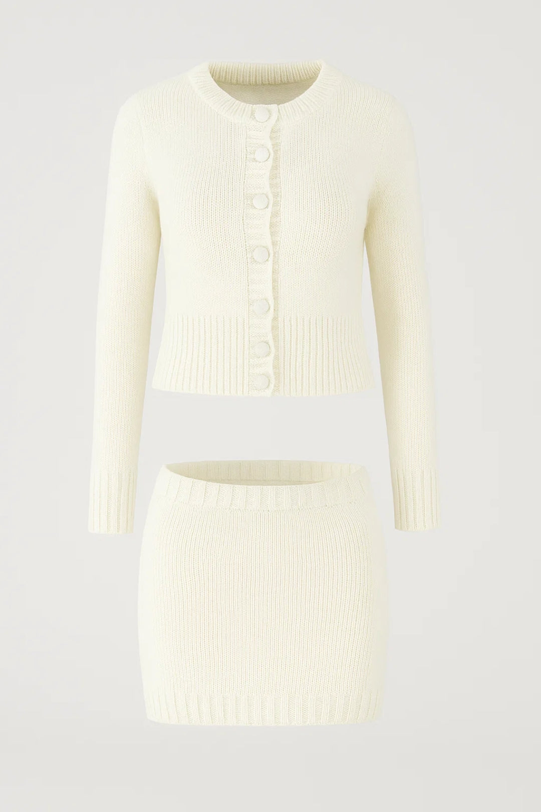 Gebreide Damesset | Fijngebreide Top met Knopen en Rok | Comfortabele Elegantie