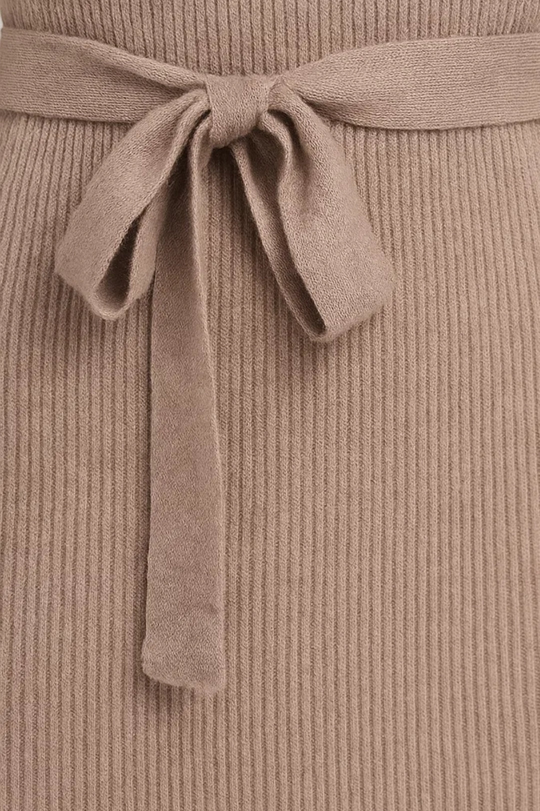 Gebreide Jurk | Mini Model met Tailleceintuur | Warm en Modern