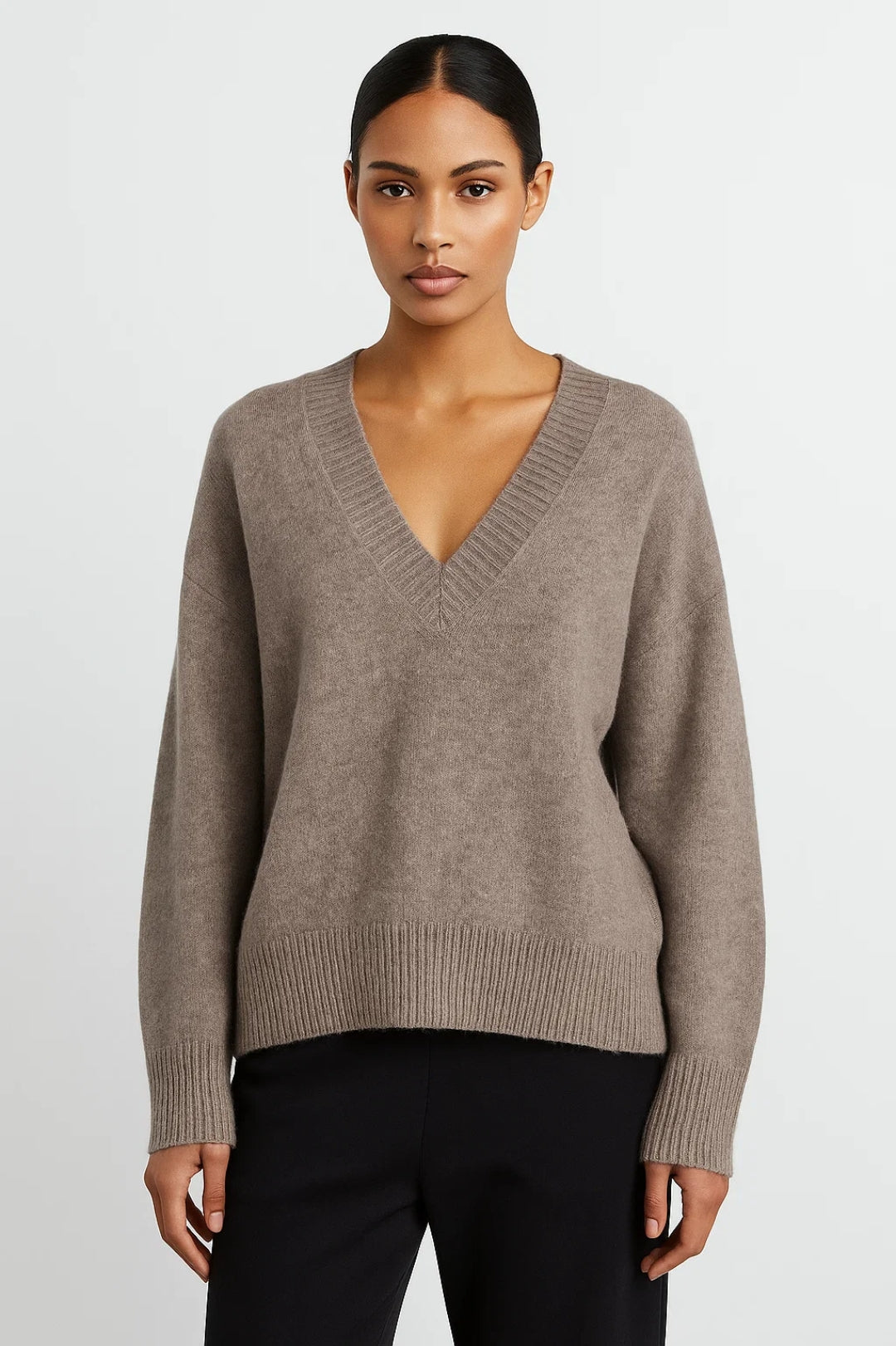 Gebreide Trui | Diepe V-Hals met Geribde Boorden | Minimalistische Comfort