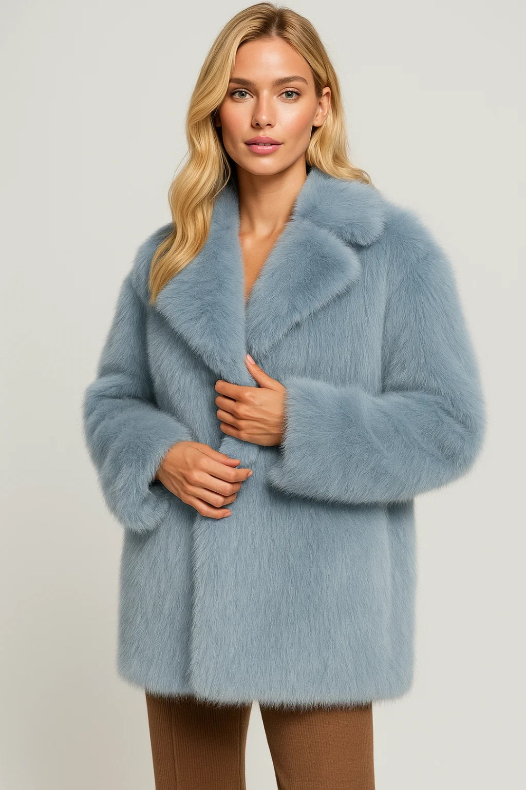 Lange Faux Fur Damesjas | Statement Look met Klassieke Reverskraag | Warm en Modieus