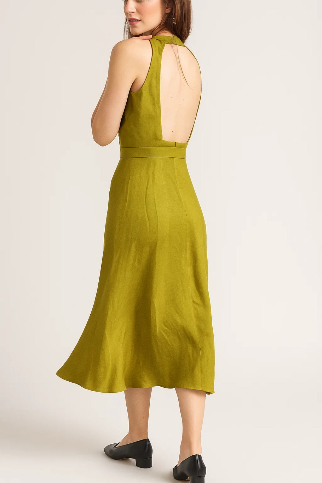 Midi-Jurk | Mouwloos Design met Strikceintuur | Elegant en Veelzijdig