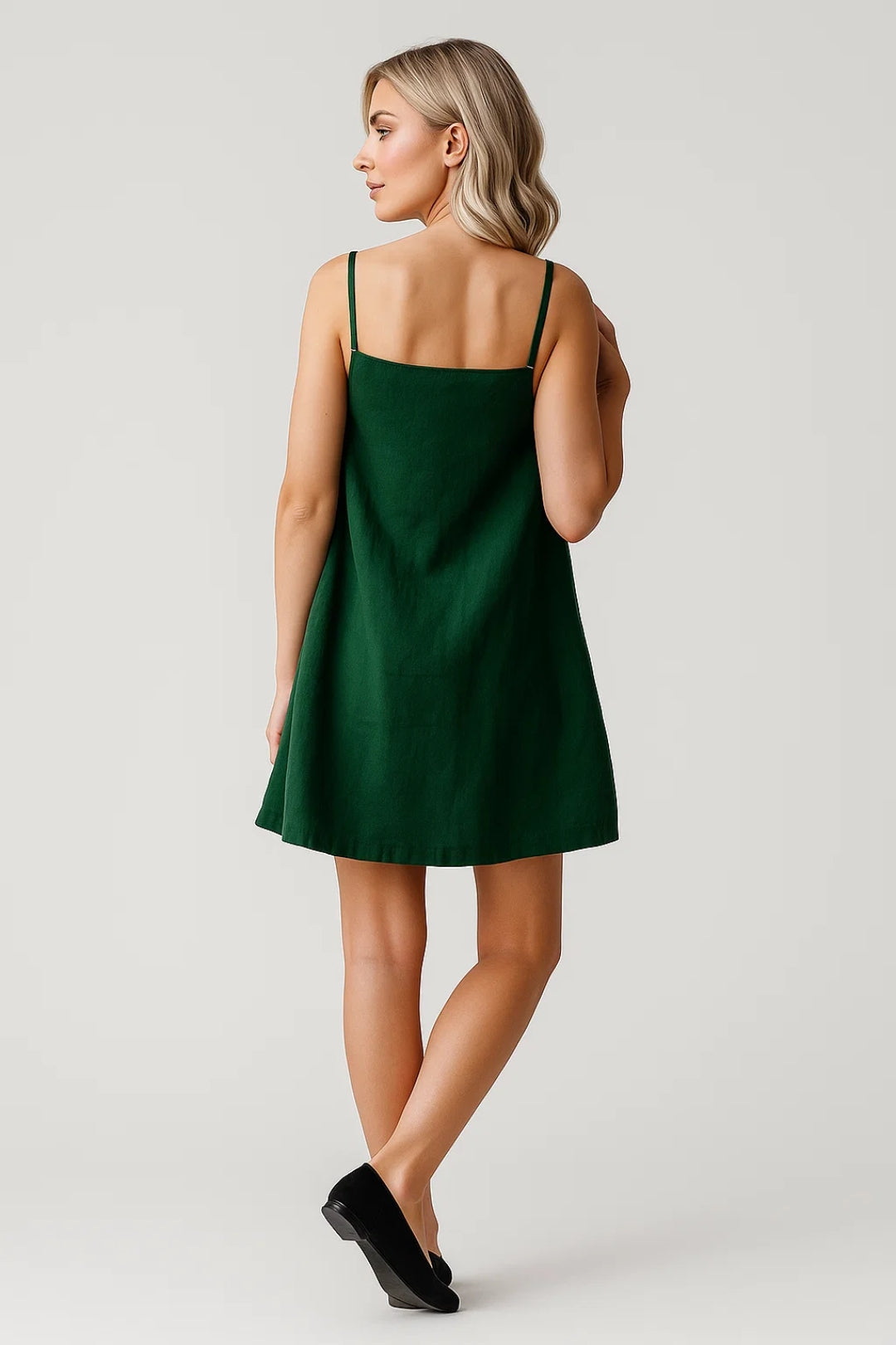 Mini Jurk | Spaghettibandjes en Rechte Halslijn | Zomerse Simpliciteit