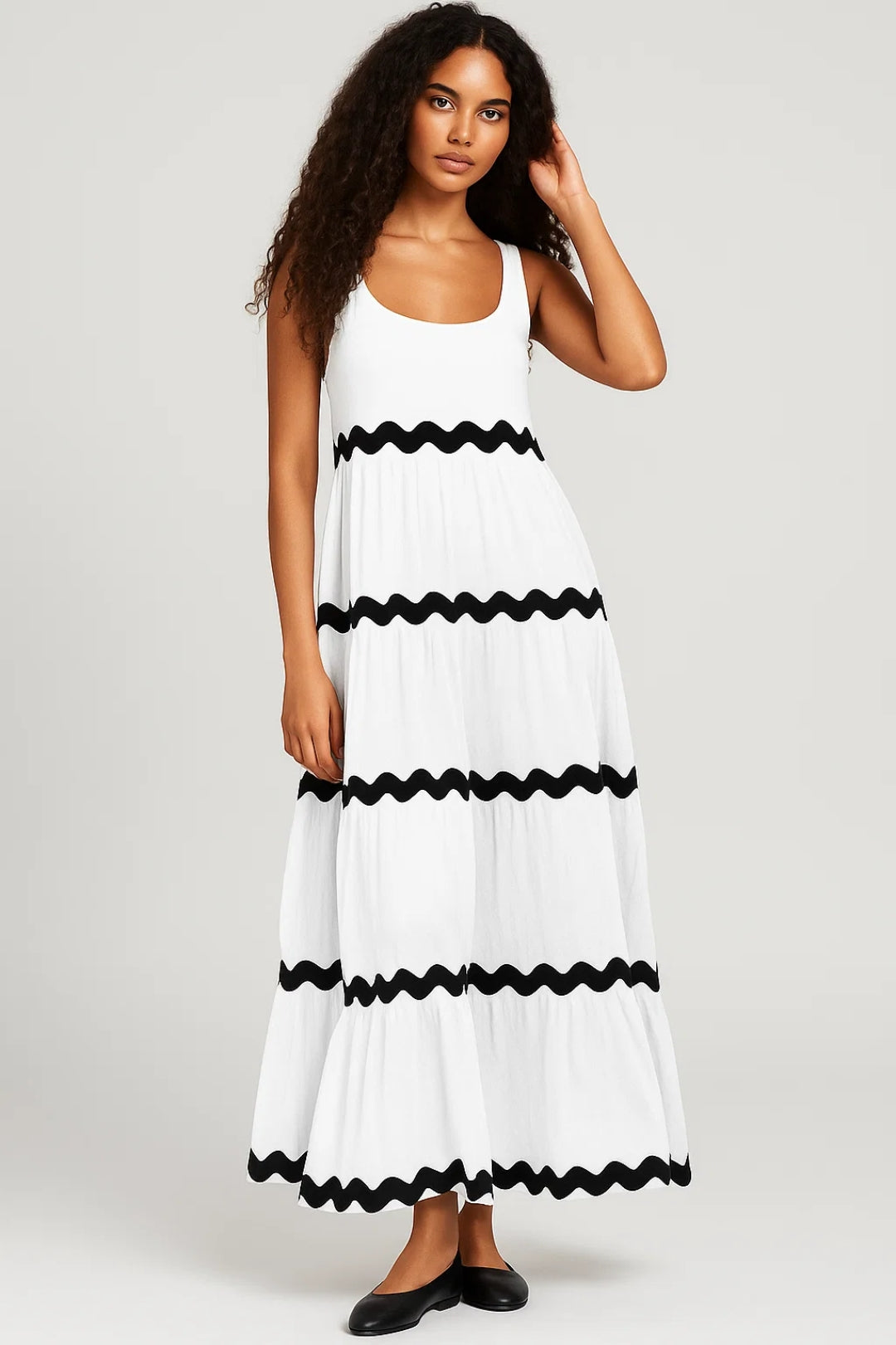 Mouwloze Maxi Jurk | Golvend Strependetail | Speelse Zomerstijl
