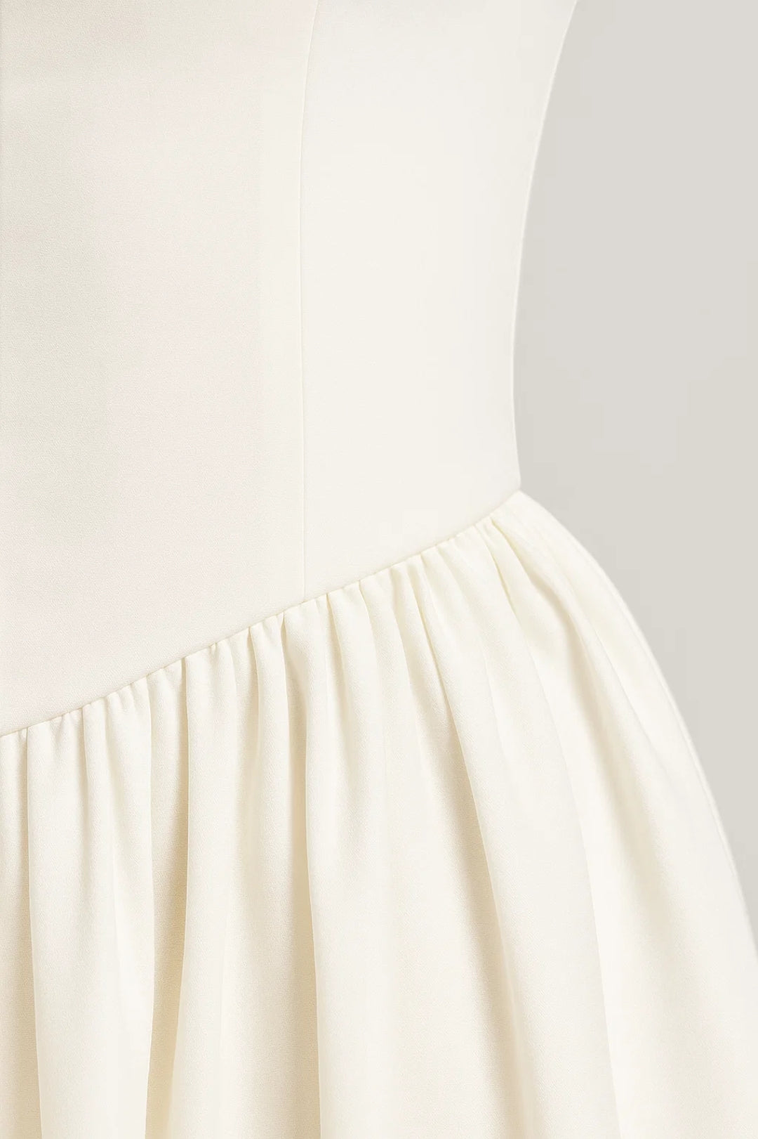Mouwloze Midi Jurk | Fijn Gecentreerd Model met Strikbandjes | Lichtgewicht en Ademend