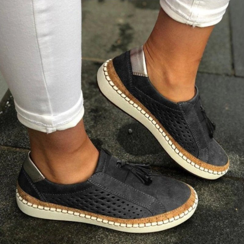 Noor - Boho Comfort Sneakers Dames met Kwastjes en Geperforeerde Zijkant
