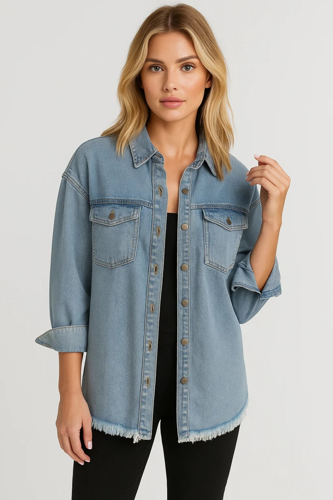 Oversized Spijkerblouse Dames | Drukknoopsluiting en Rafelzoom | Casual en Tijdloos