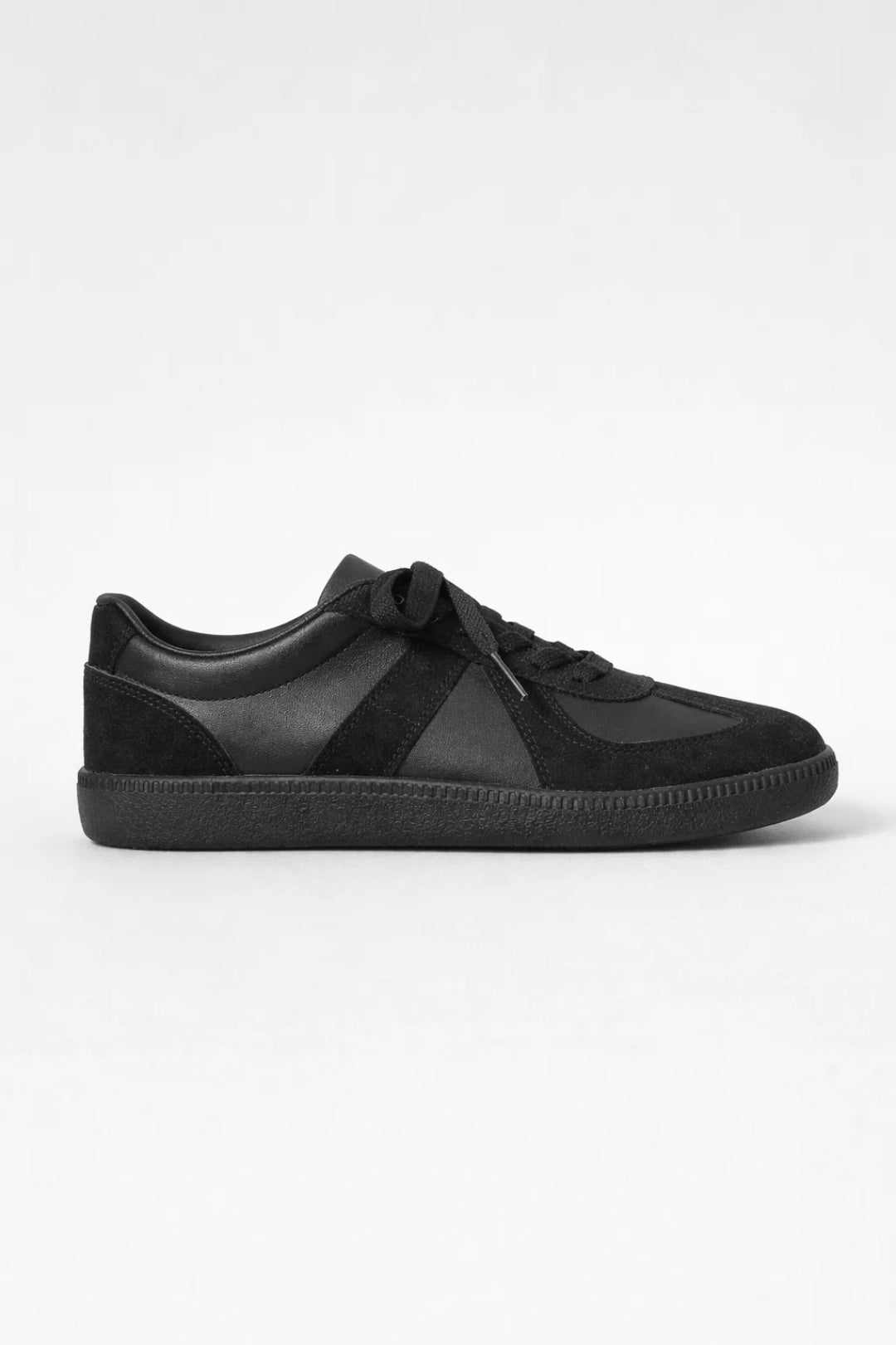 Sneakers Dames - Retro Sportstijl met Gumzool en Veters | Klassiek