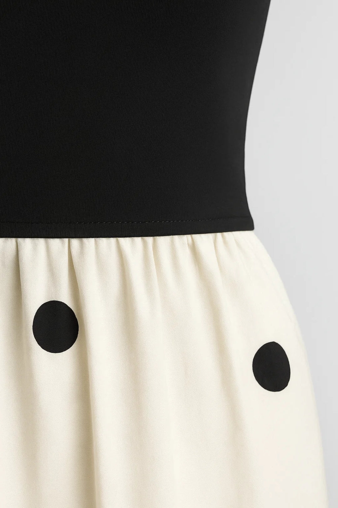 Strapless Jurk | Zomerse Midi Look met Stippen | Lichtgewicht en Ademend