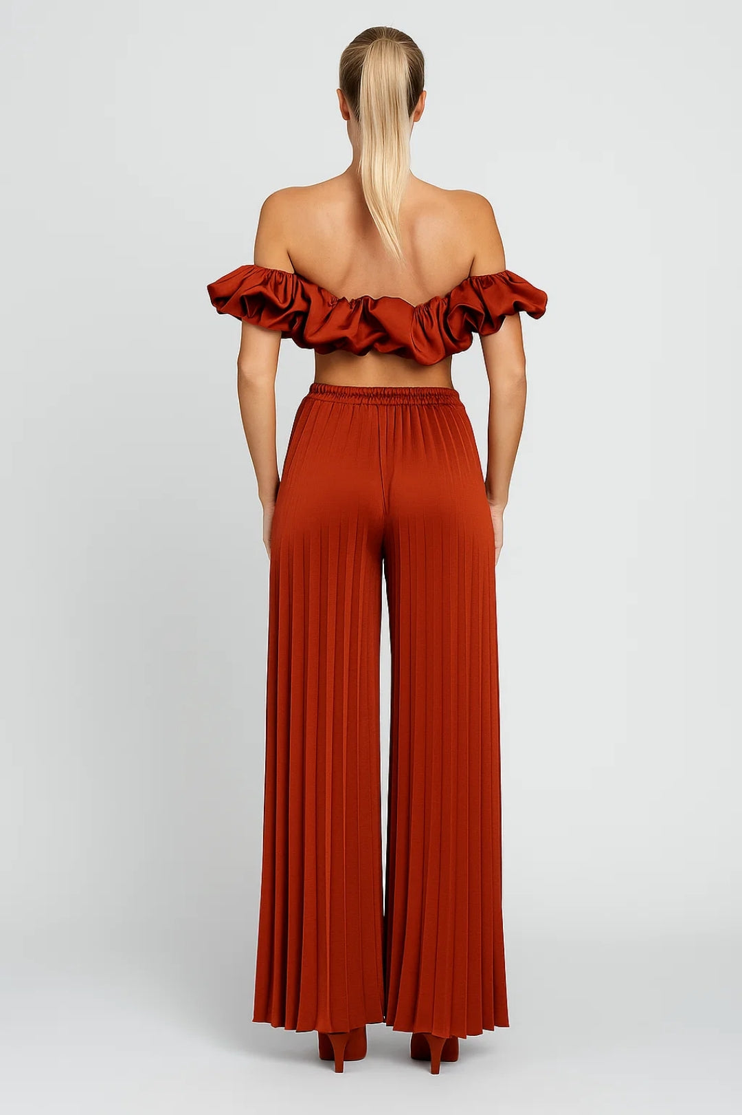 Tweedelige Set Dames | Off-Shoulder Crop Top en Plissé Broek | Zomers en Speels