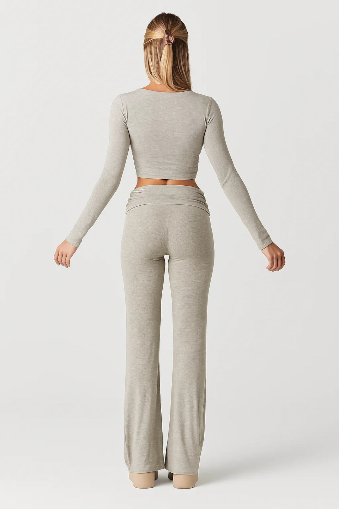 2-Delige Dames Loungewear Set | Flared Broek en Crop Top | Comfortabel en Modern