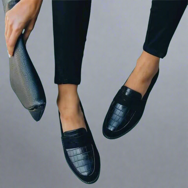 Anouk - Chique Comfort Loafers Dames met Croco Reliëf en Slanke Neus
