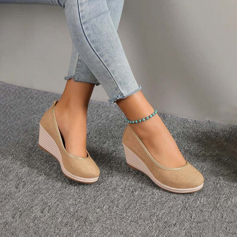 Britt - Elegante Comfort Pumps Dames met Hoge Sleehak en Instapper Pasvorm