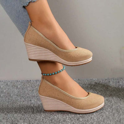 Britt - Elegante Comfort Pumps Dames met Hoge Sleehak en Instapper Pasvorm