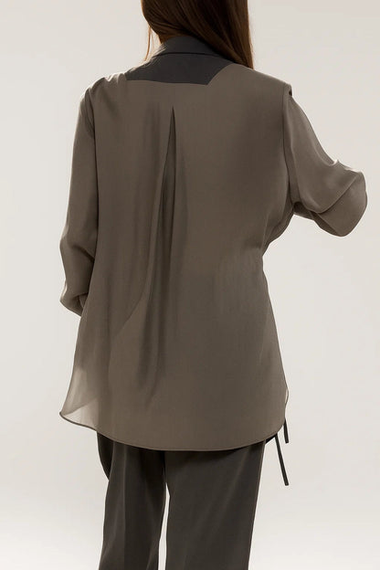 Tweedelige Set Dames | Asymmetrisch Gilet met Lintsluiting en Wijde Pantalon | Eigentijds en Minimalistisch