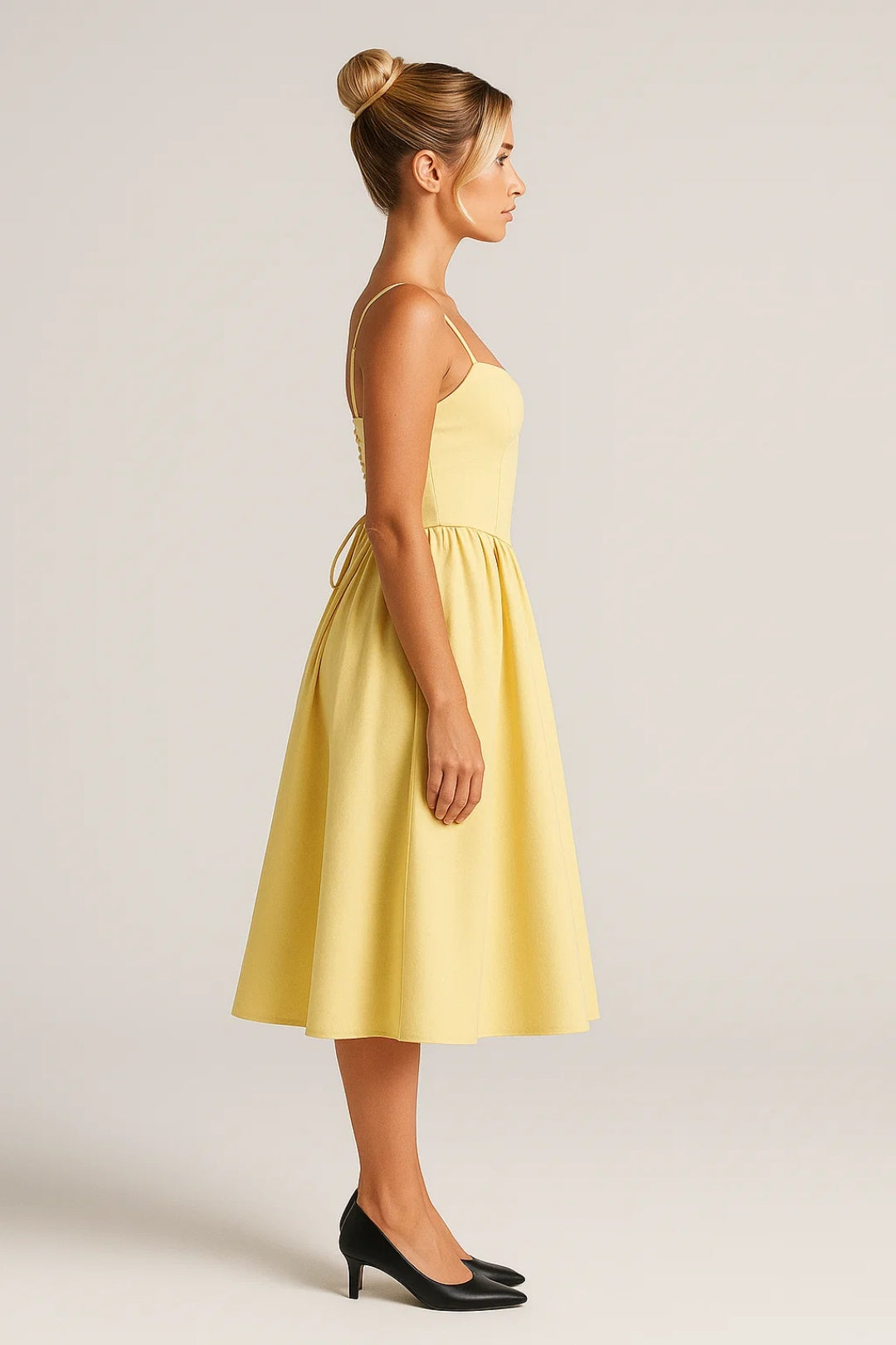 Corsetstijl Jurk met Spaghettibandjes | Figuuraccentuerende Top | Zwierige Midi Rok