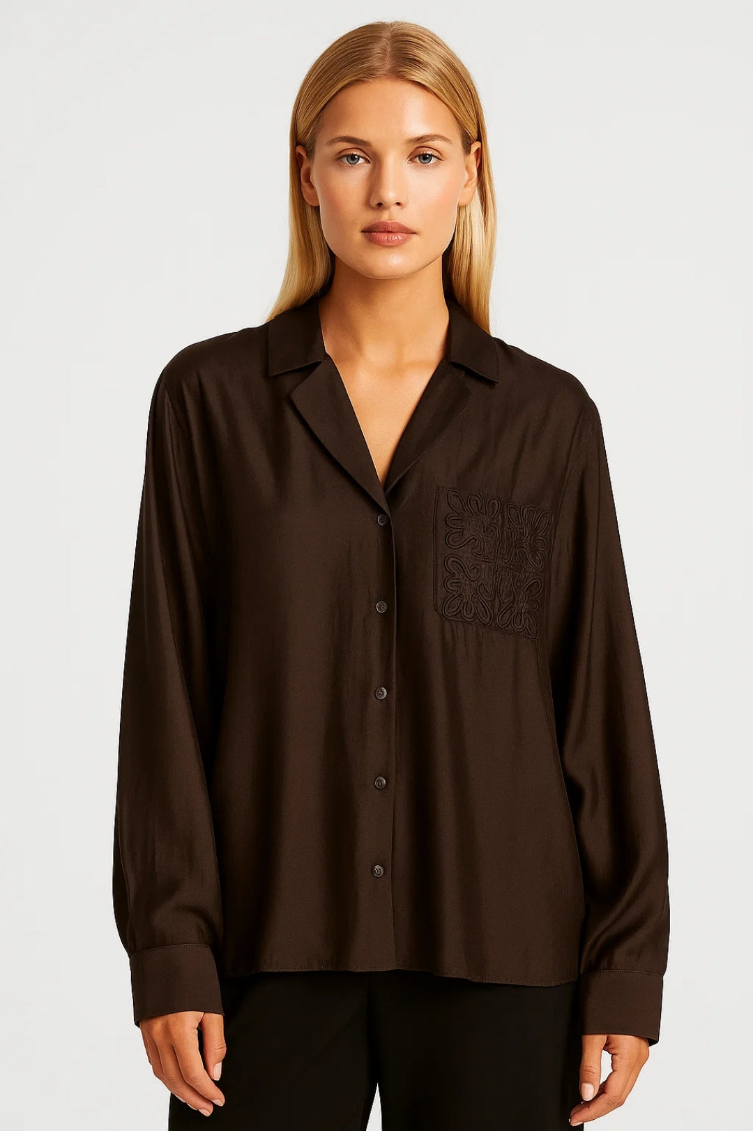 Damesblouse | Losvallend Model met Knoopsluiting | Minimalistische Elegantie