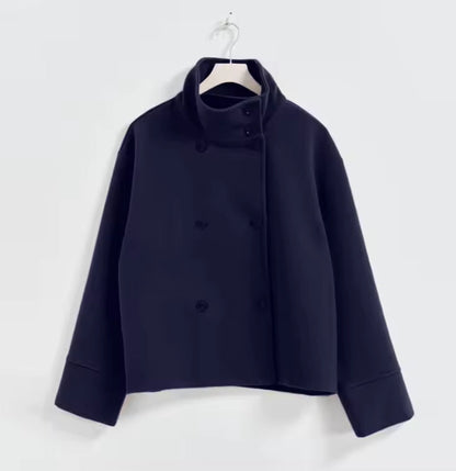 Femke - Tussenjas dames kort en oversized met opstaande kraag