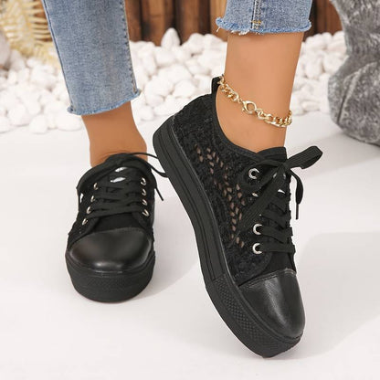 Floor - Boho Comfort Sneakers Dames met Opengewerkt Patroon en Veters