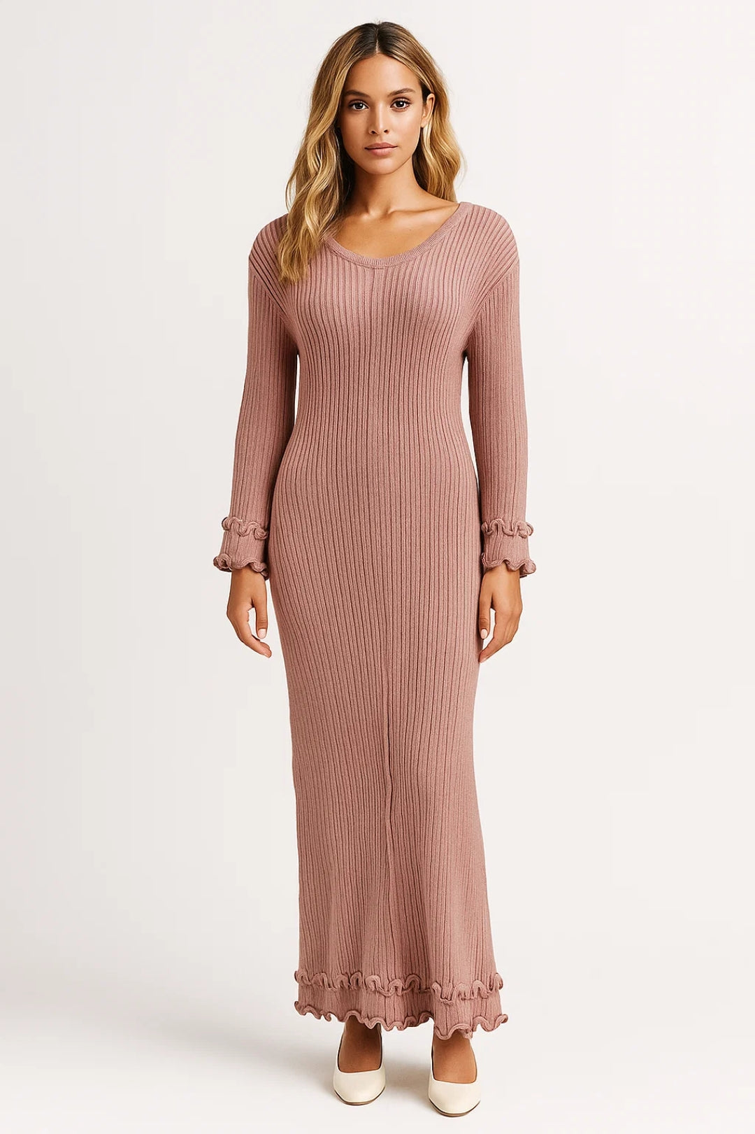 Gebreide Damesjurk | Lange Getailleerde Pasvorm met Ruches | Comfort en Stijl voor Koude Dagen