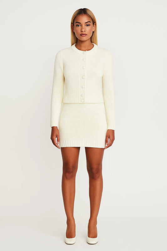 Gebreide Damesset | Fijngebreide Top met Knopen en Rok | Comfortabele Elegantie