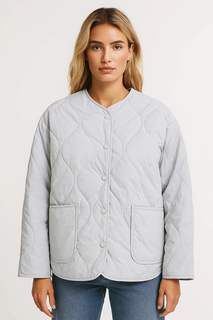 Gewatteerde Damesjas | Minimalistisch Design met Drukknopen | Licht en Functioneel
