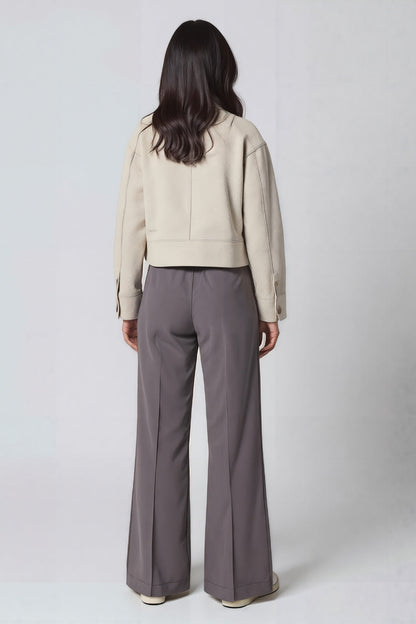 Korte Jas | Zacht en Warm | Tijdloze Look in Zwart of Beige