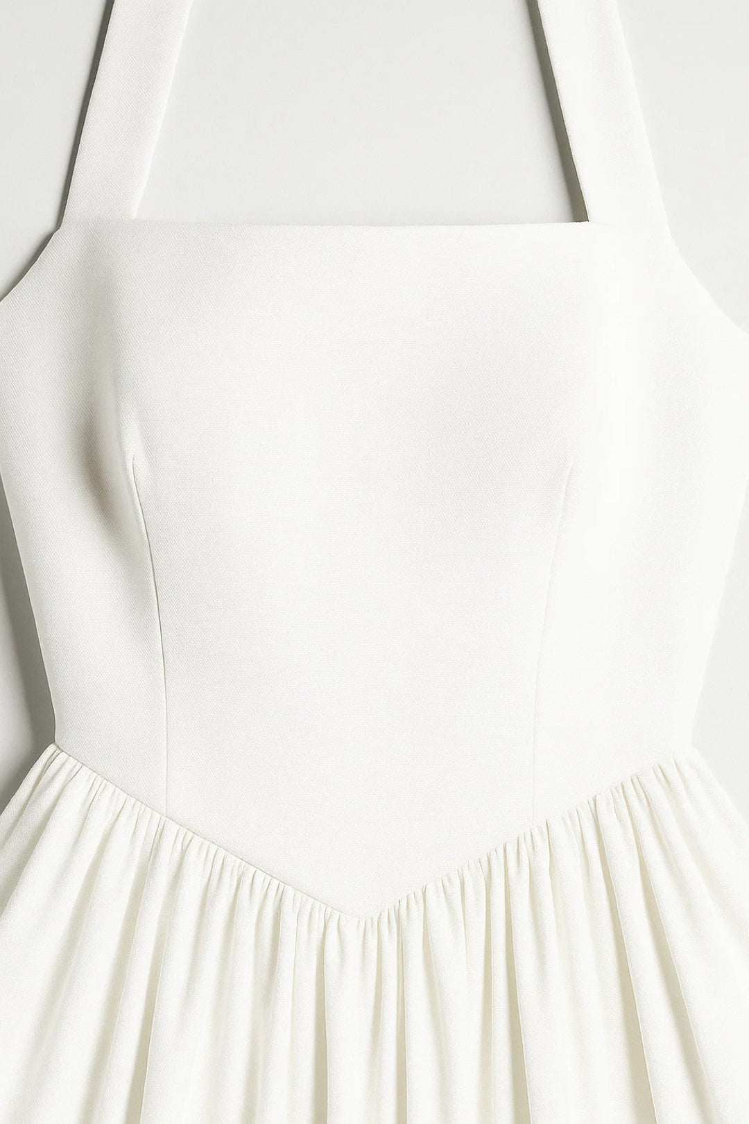 Halterjurk met Volle Rok | Vintage Silhouet | Elegante Midi Snit