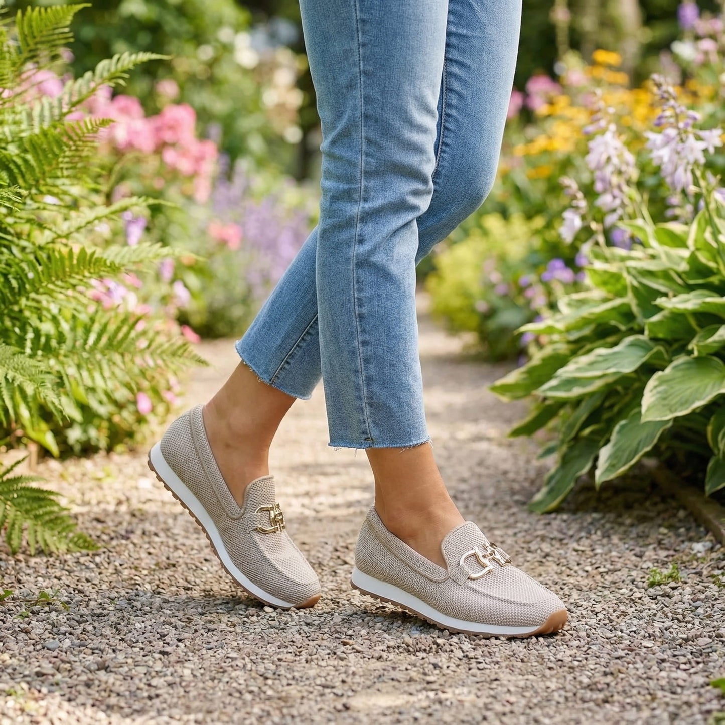 Iris - Chique Comfort Instappers Dames met Gouden Gespdetail en Lichte Plateauzool
