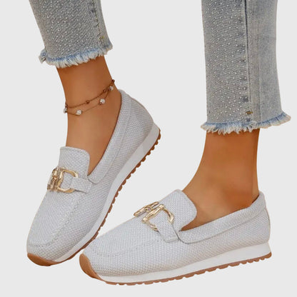 Iris - Chique Comfort Instappers Dames met Gouden Gespdetail en Lichte Plateauzool