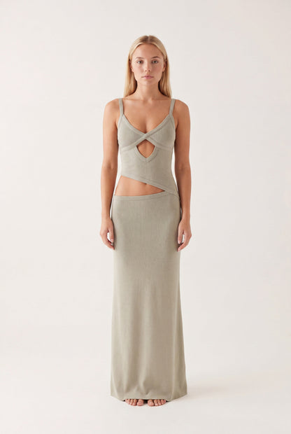 Isa - Elegante Galajurk Dames met Taille-uitsnede en Dunne Bandjes