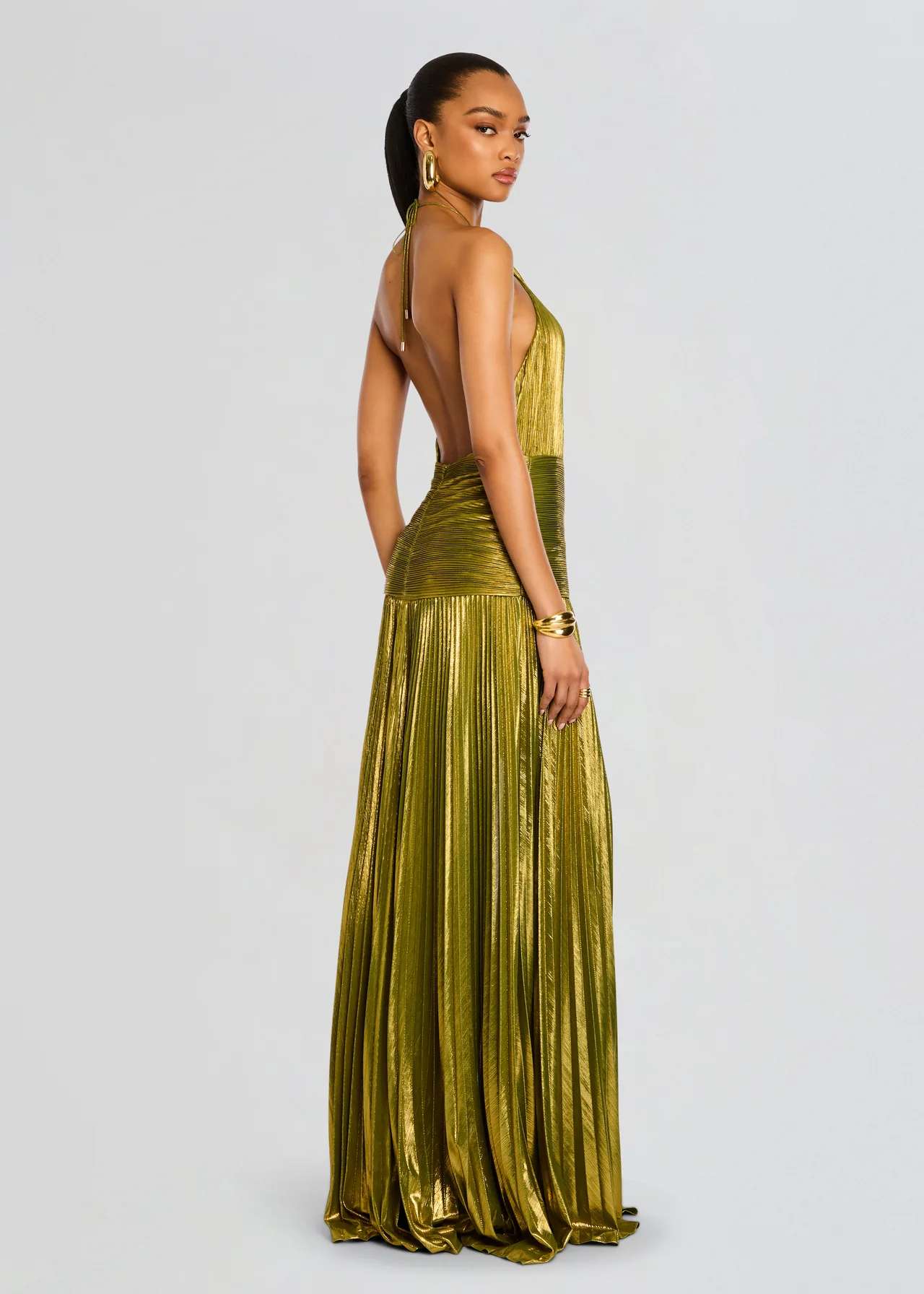 Isa - Feestelijke Bruiloft Gastenjurk Dames met Halterhals en Metallic Glans