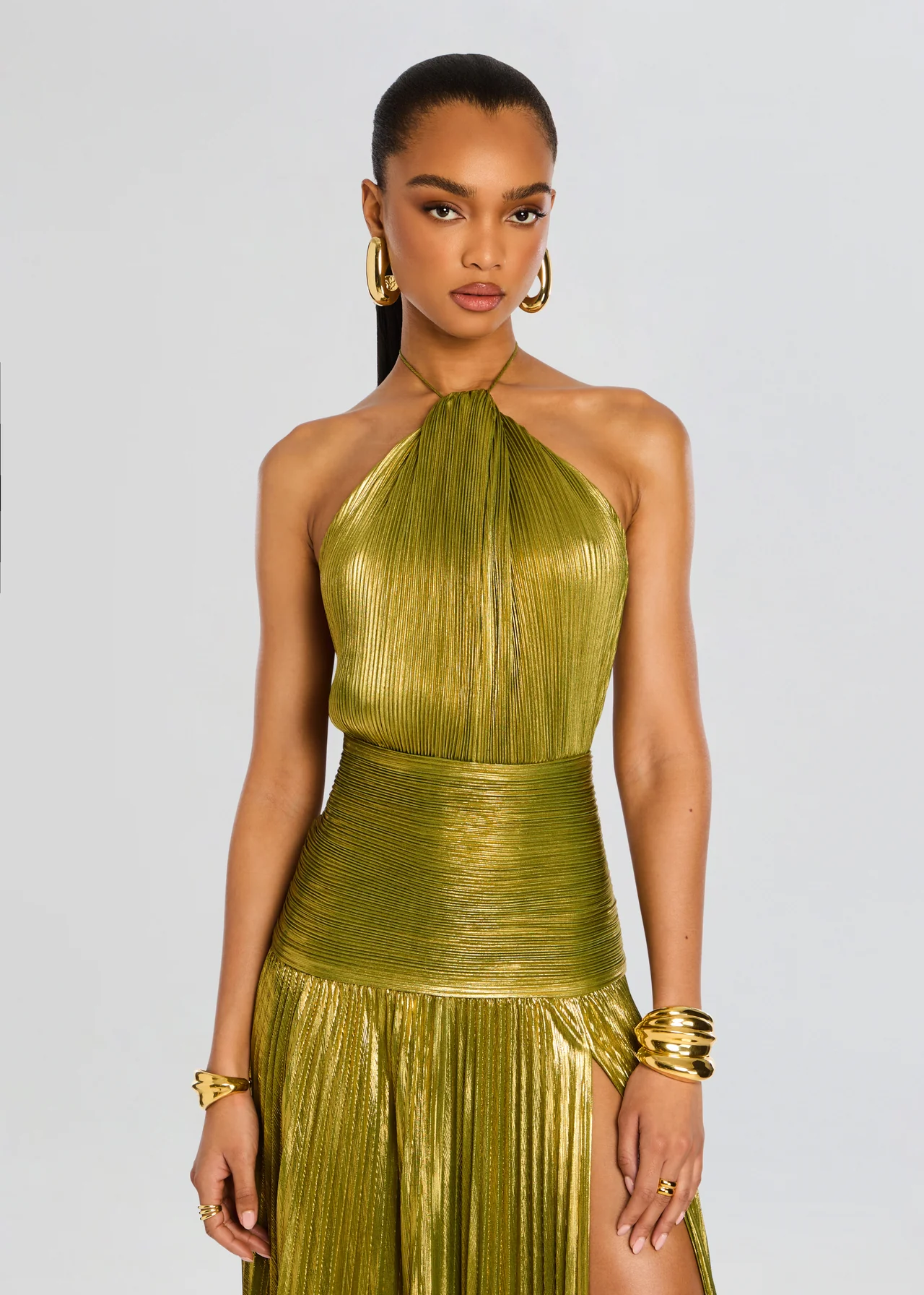 Isa - Feestelijke Bruiloft Gastenjurk Dames met Halterhals en Metallic Glans