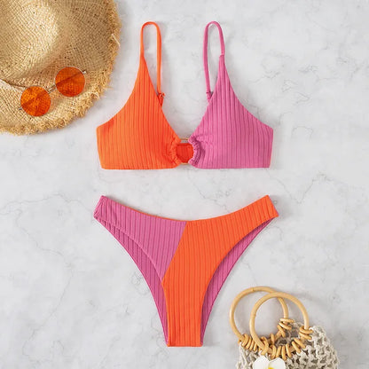 Isa - Trendy Bikini Set Dames met Colorblock en Ringdetail