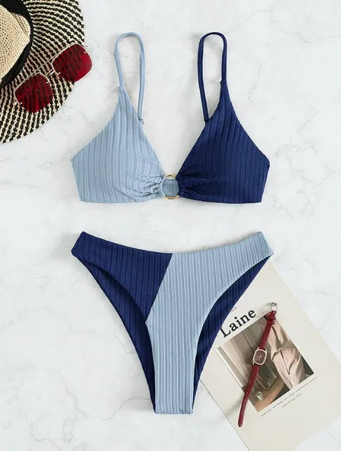 Isa - Trendy Bikini Set Dames met Colorblock en Ringdetail