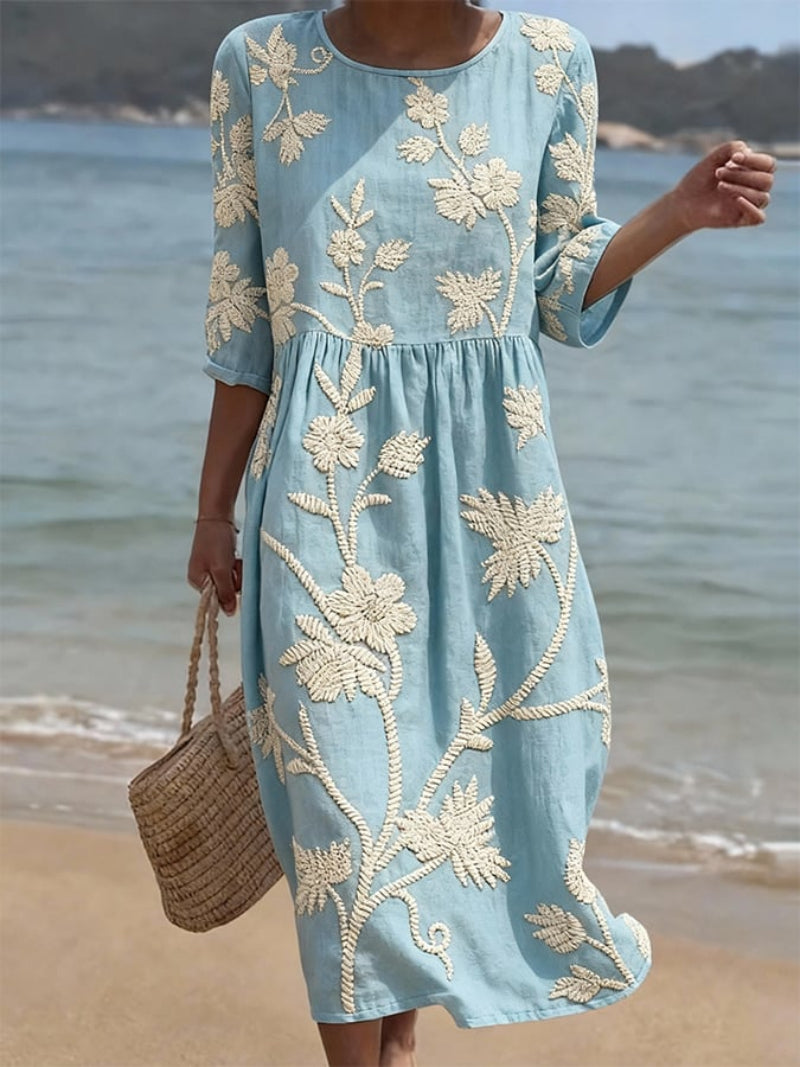 Julia - Elegante Linnen Damesjurk met Geborduurde Bloemen en Geplooide Taille