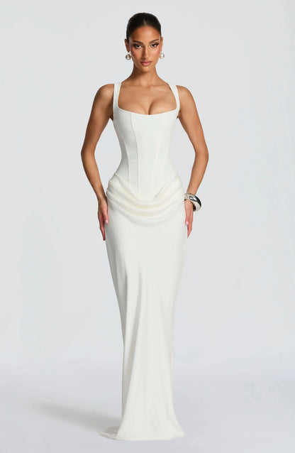 Julia - Romantische Bruiloft Gastenjurk Dames met Corsage en Mermaid Zoom