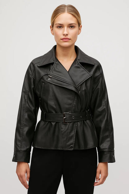 Korte Damesjas | Getailleerd Bikerdesign met Riem | Stoer en Verfijnd