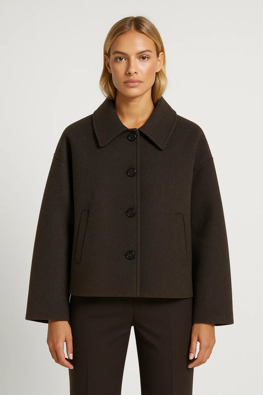 Korte Damesjas | Minimalistisch Design met Grote Kraag | Warm en Tijdloos