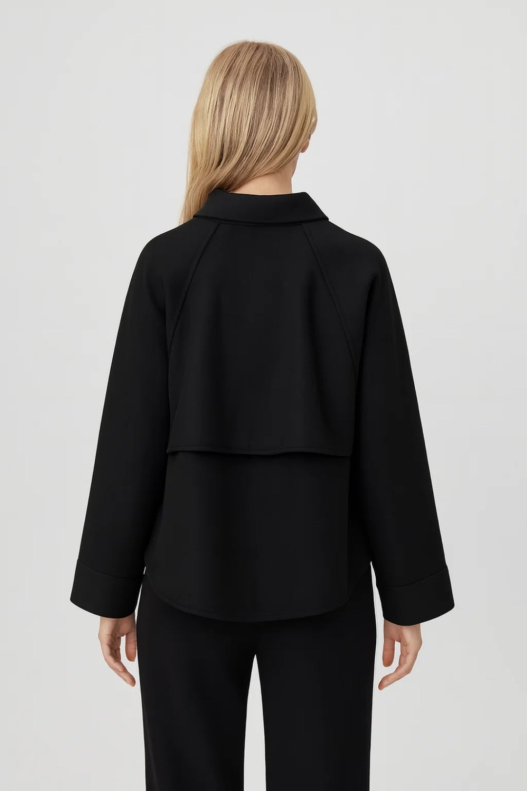 Jas Dames | Kort Model | Minimalistisch | All-Season | Comfortabele pasvorm | Geschikt voor dagelijks gebruik