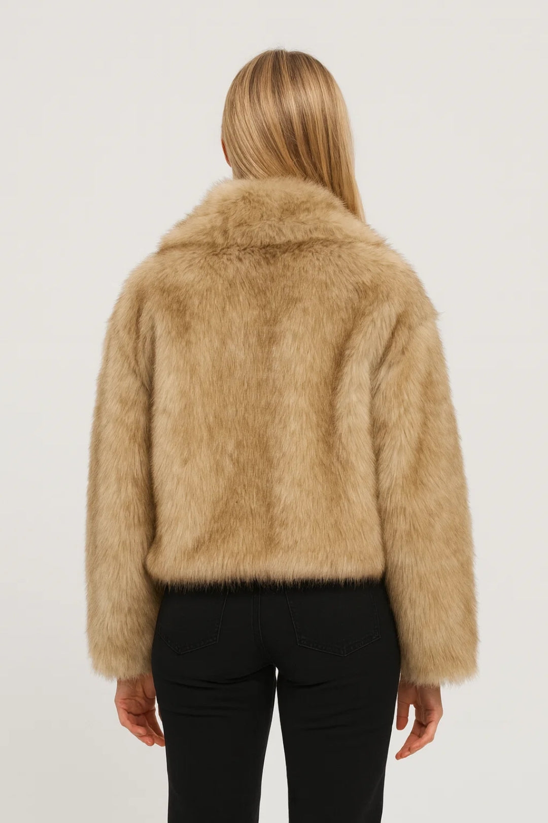 Jas Dames | Kort Model | Oversized Reverskraag | Winter | Comfortabele pasvorm | Ideaal voor koude dagen