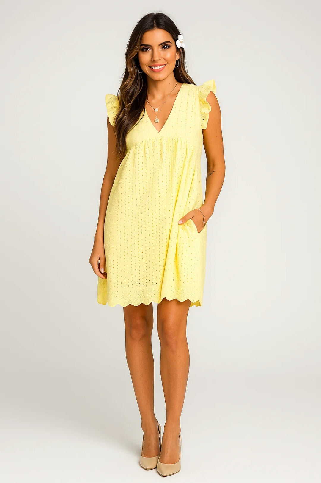 Korte Jurk met Volantmouwtjes | V-Hals en Broderie Details | Lichtgewicht en Ademend