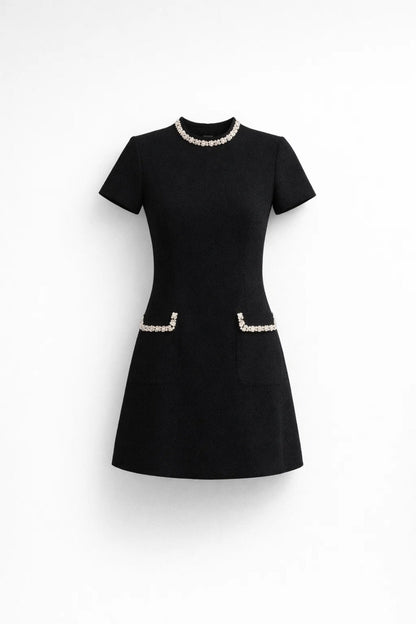 Mini Jurk Dames - A-lijn met Korte Mouwen en Parel Detail | Chique