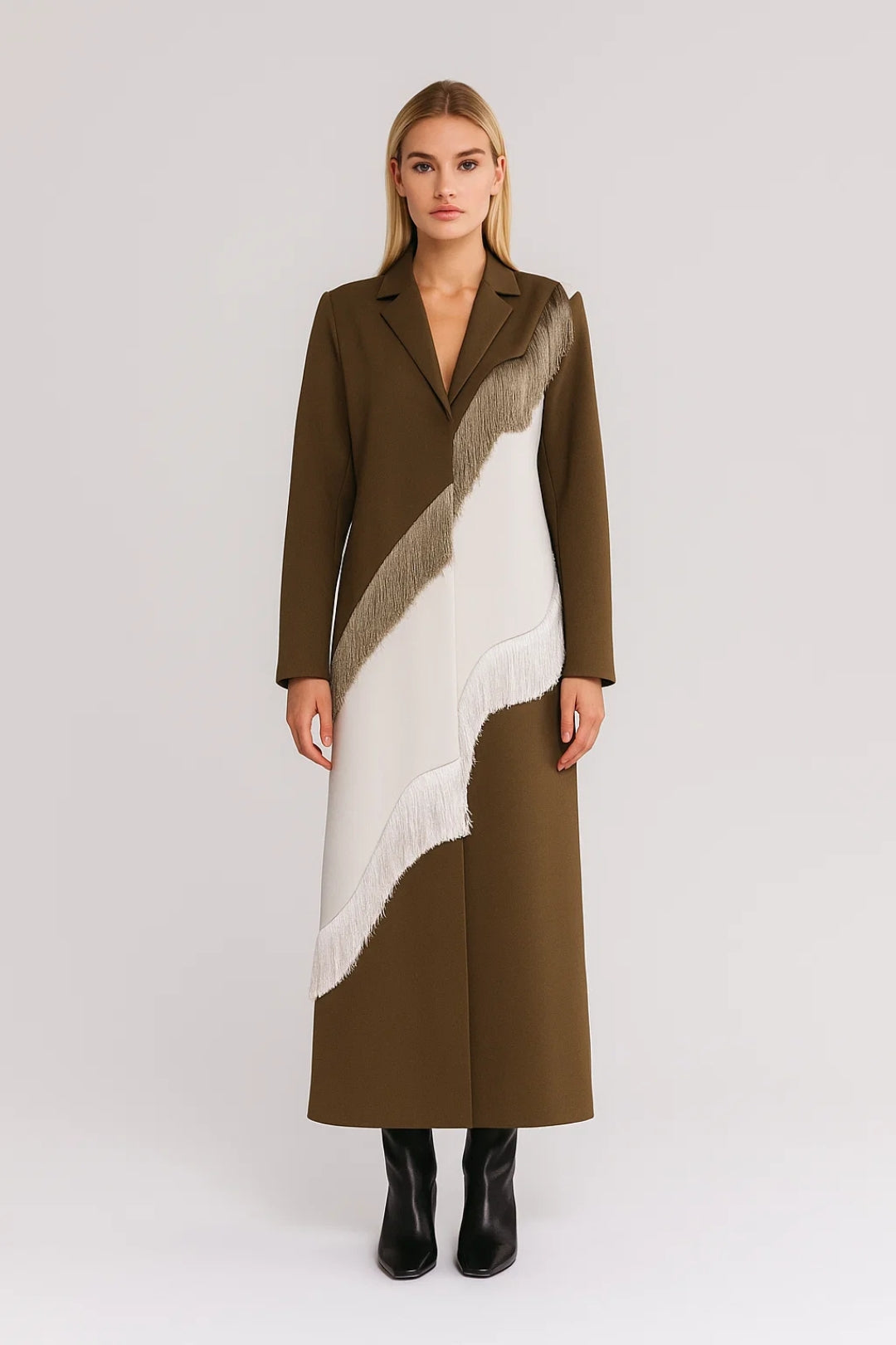 Lange Damesjas | Asymmetrisch Design met Franjedetail | Artistieke Uitstraling