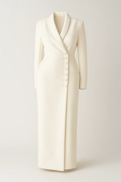 Lange Damesjas | Asymmetrische Knoopsluiting | Sculpturale Elegantie