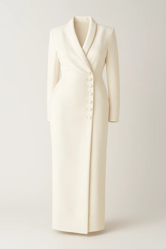 Lange Damesjas | Asymmetrische Knoopsluiting | Sculpturale Elegantie