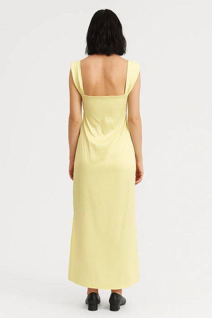 Lange Jurk met Vierkante Halslijn | Elegante Pasvorm | Lichtgewicht en Ademend