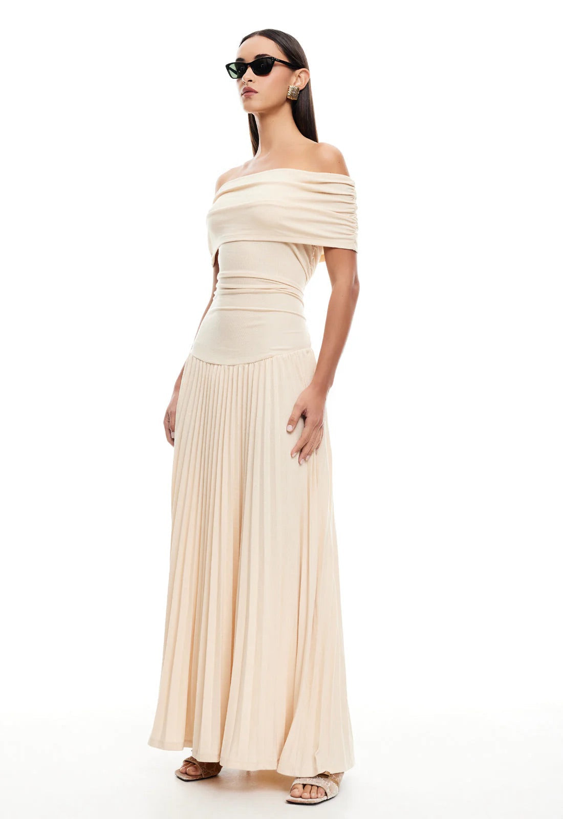 Lara - Chique Bruiloft Gastenjurk Dames met Off-Shoulder en Geplooide Maxi-rok