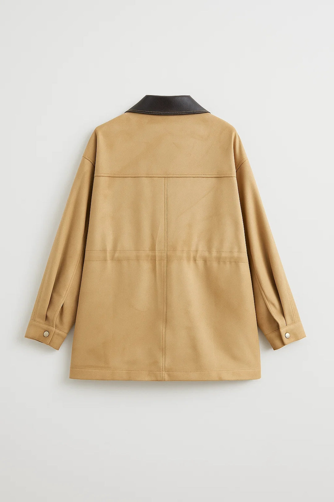 Lichte Jas | Contrasterende Kraag en Opgestikte Zakken | Tijdloos en Functioneel